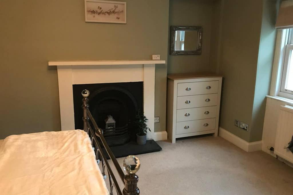 8A Tweed Cottage, Just Off The High St In Peebles Eksteriør billede