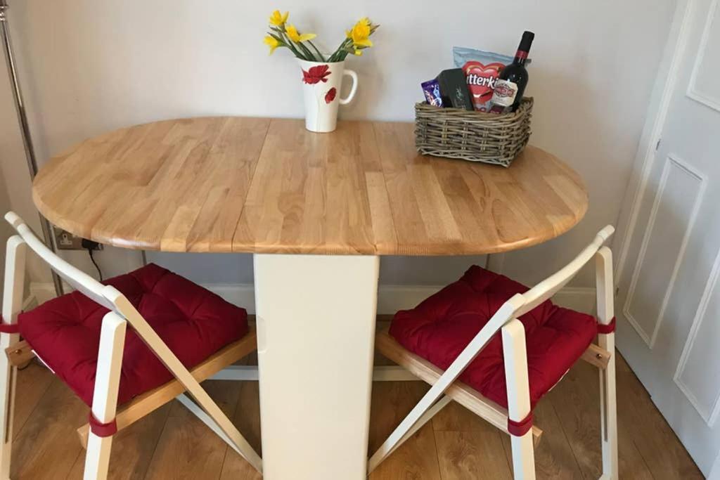 8A Tweed Cottage, Just Off The High St In Peebles Eksteriør billede